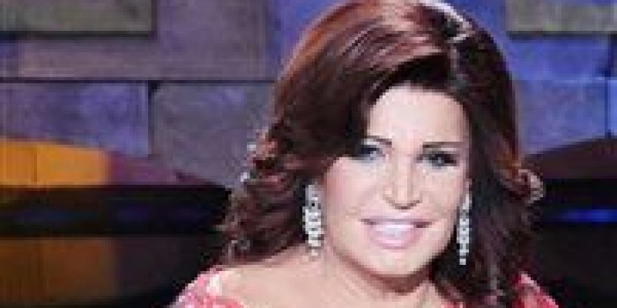 حقيقة تأمين الفنانة نجوى فؤاد على قدميها بمبلغ مليون جنيه