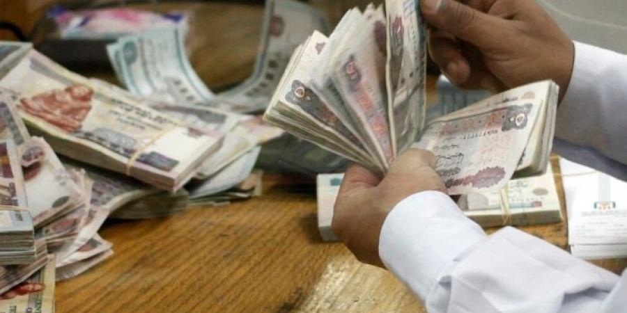 القبض على مستريح استولى على 620 ألف جنيه من عامل في سوهاج