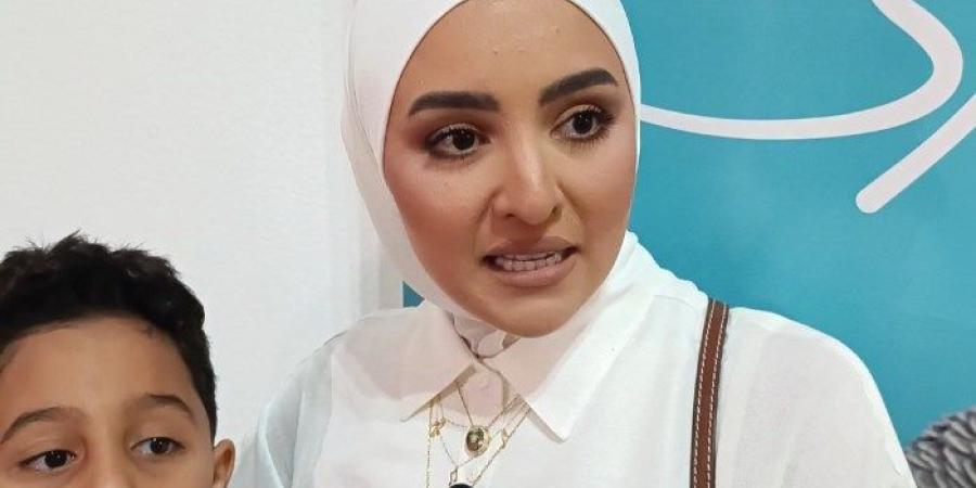 هلا رشدي لـ«الجمهور»: لا أخجل من الذهاب إلى الطبيب النفسي