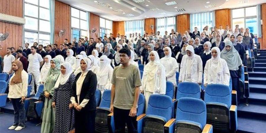 ضمن مبادرة «بداية».. برنامج تثقيفي بالقضايا السكانية في جامعة كفر الشيخ