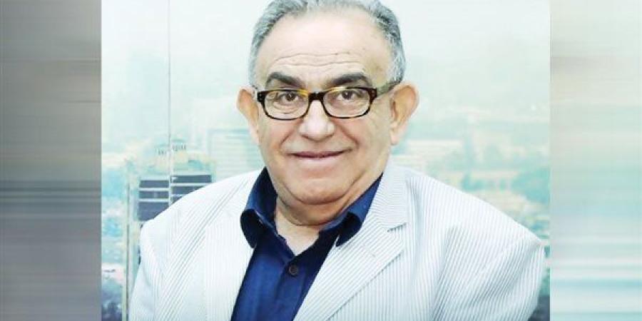 “منى زكي سبب دخوله المستشفى”.. زوجة عاطف بشاي تفجر مفاجأة