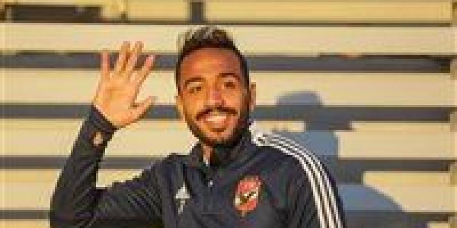 علي عباس "محامي محمود كهربا": اتحاد الكرة المصري قام بتزوير عقد محمود كهربا مع الزمالك.. وتصريحات مجدي عبد الغني غير صحيحة وانتصرنا على الزمالك أمام الفيفا