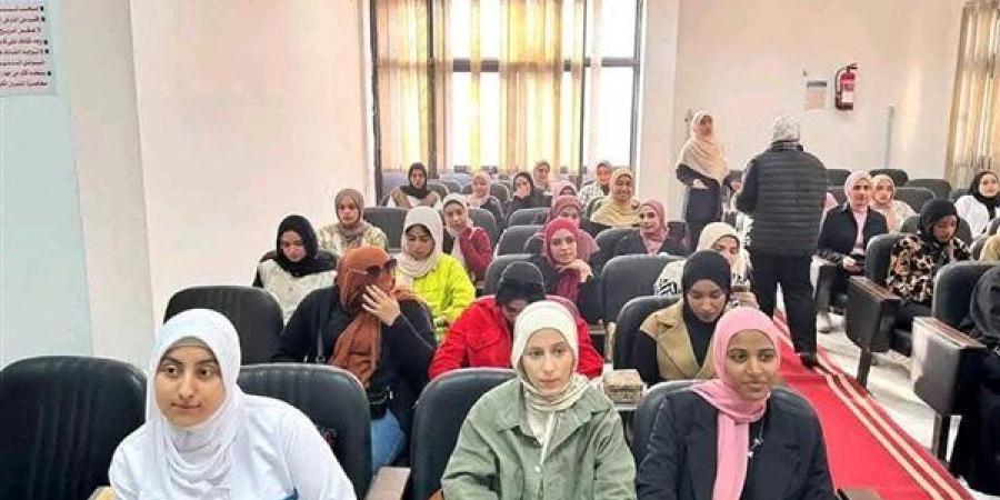 جامعة القناة تشهد ختام مبادرة "جيل جديد من التمريض"