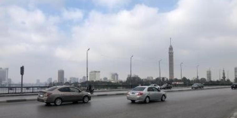 النشرة المرورية.. سيولة بحركة السيارات بمحاور القاهرة والجيزة