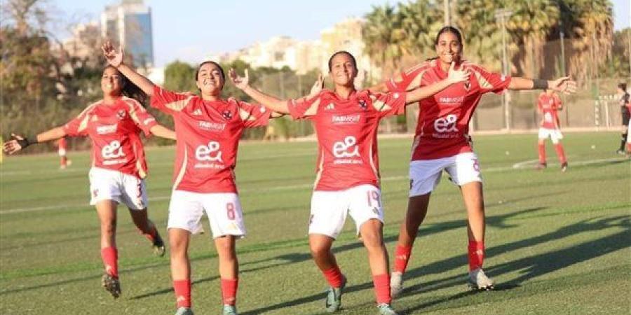 الكرة النسائية.. القناة الناقلة لمباراة الأهلي ومسار بالدوري