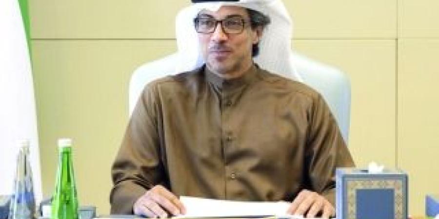 منصور بن زايد: تمنياتي للأشقاء في البلدين التوفيق والنجاح  في استضافة الحدثين العالميين