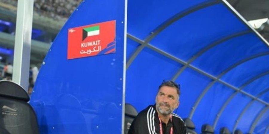 خوان بيتزي مدرب الكويت: منتخب عمان قوى.. ويشكر الجماهير