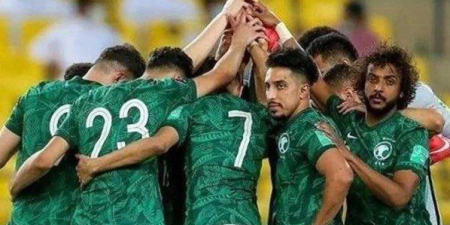 مواجهة مثيرة.. بث مباشر لمشاهدة مباراة السعودية والبحرين في كأس الخليج