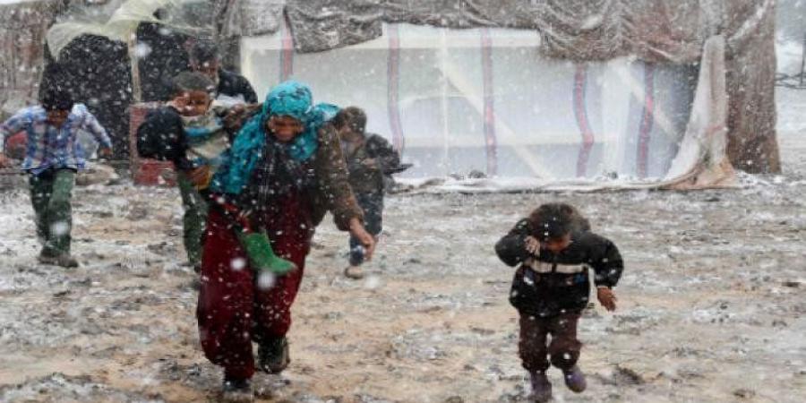 الموت بردا.. كابوس آخر يلاحق النازحين في قطاع غزة مع استمرار العدوان الإسرائيلي