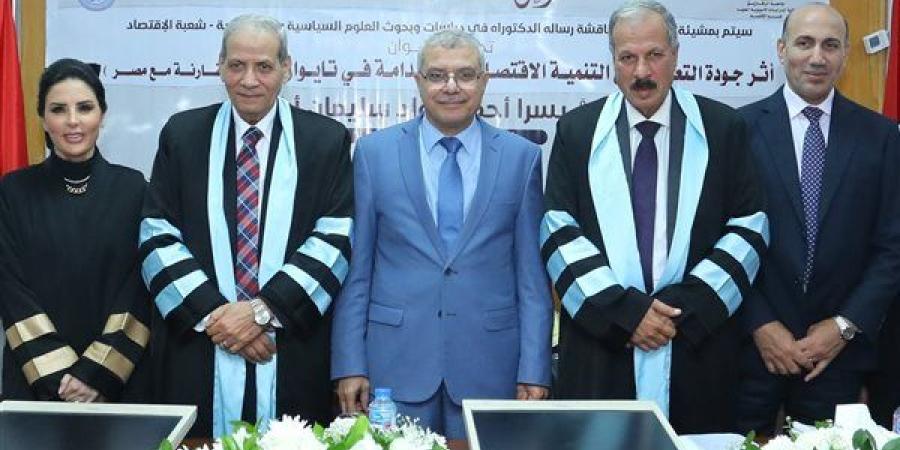 جامعة الزقازيق تستقبل وزير التربية والتعليم الأسبق خلال زيارة لمناقشة رسالة دكتوراه