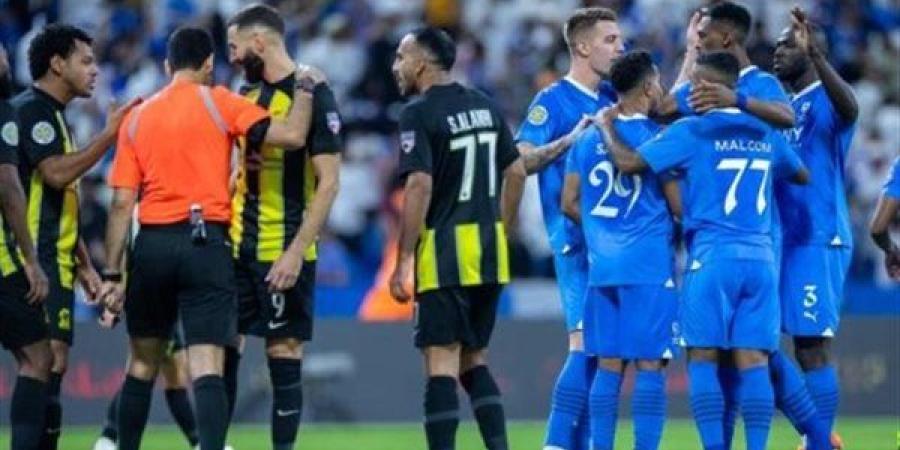 تقرير: طاقم تحكيم فنزويلي لقمة الهلال والاتحاد في كأس خادم الحرمين الشريفين