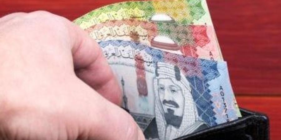 سعر الريال السعودى اليوم الثلاثاء 7-1-2025.. سجل 13.44 جنيه للشراء