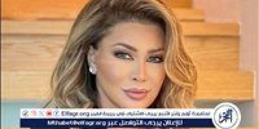 "نوال الزغبي تكشف عن 5 أغنيات جديدة في ألبومها المنتظر وتبهر جمهورها بإطلالة العام الجديد"