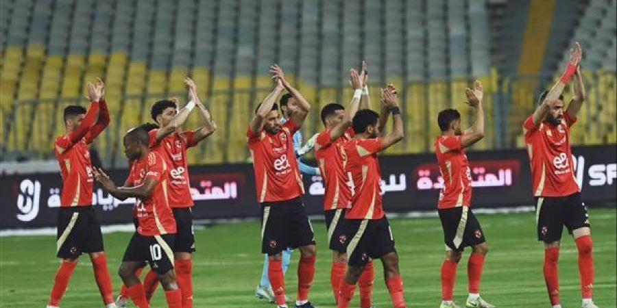 الدوري المصري| تعرف على معلق مباراة الاهلي وسموحة اليوم