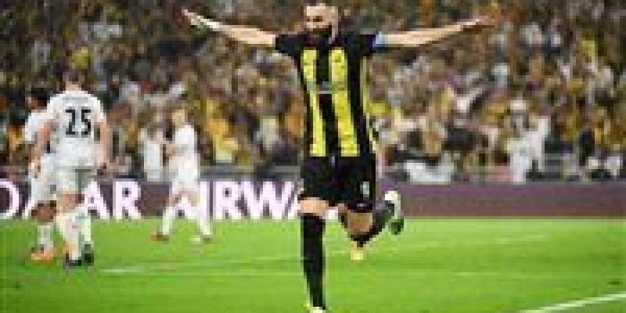 كريم بنزيما يقود الاتحاد في كلاسيكو الكأس أمام الهلال