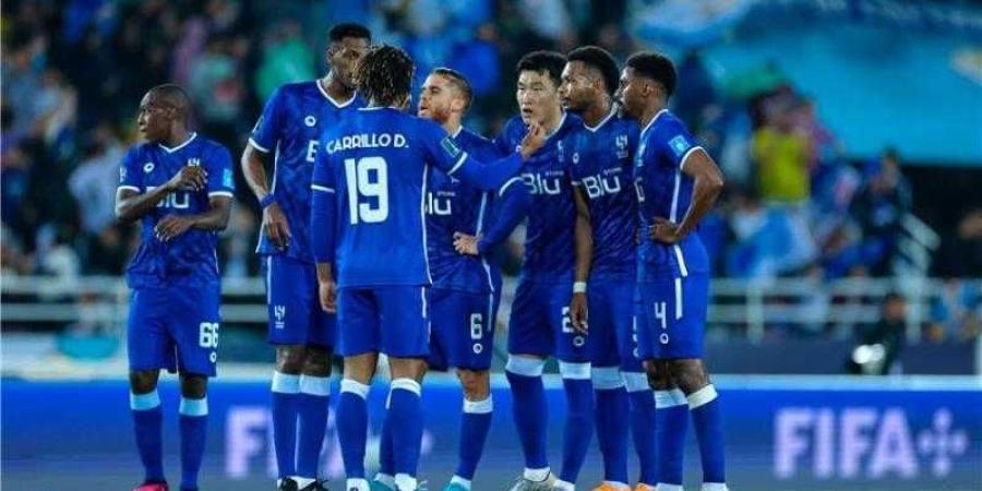 الهلال يستعيد نجمه أمام الفتح في الدوري السعودي