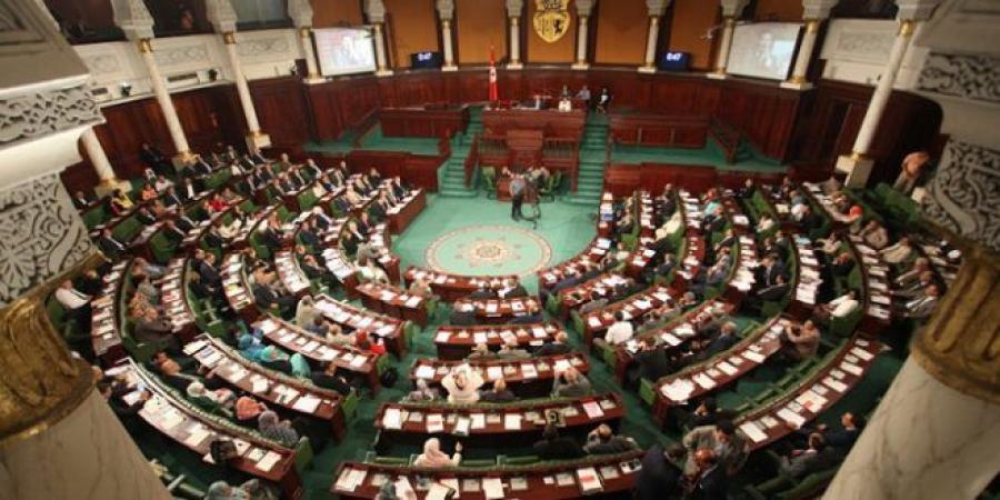 نواب بالبرلمان يوجّهون سؤالا كتابيا إلى رئيسة الحكومة..وهذا فحواه..#خبر_عاجل