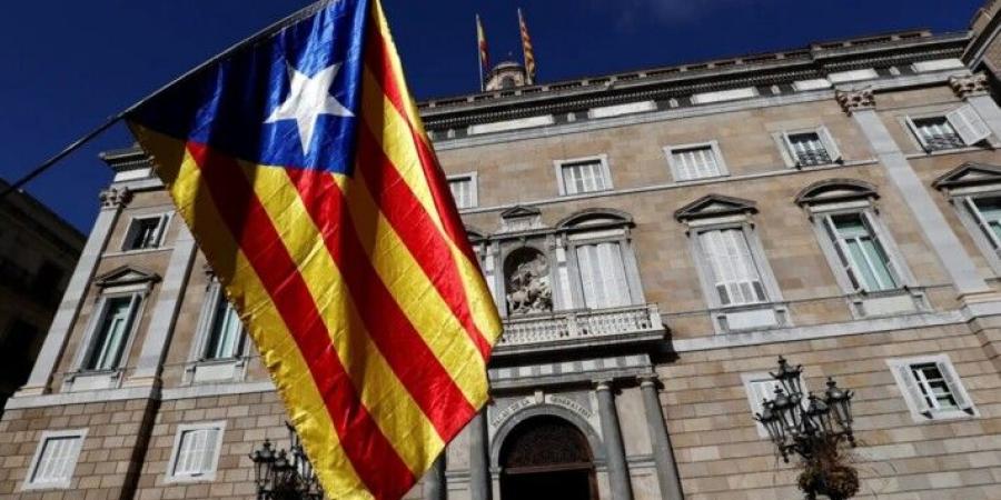 بلدية برشلونة: قطع العلاقات المؤسساتية مع الحكومة الإسرائيلية وإنهاء اتفاق التوأمة مع مدينة تل أبيب