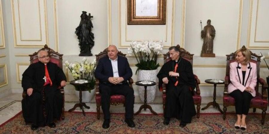 الرئيس عون والسيدة الأولى اطمأنا إلى صحة الراعي في بكركي وزارا مزار سيدة لبنان