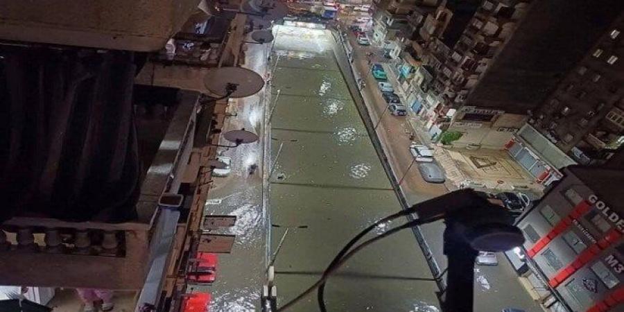 ليلة عاصفة.. «الأرصاد» تكشف ما حدث في الإسكندرية | فيديو