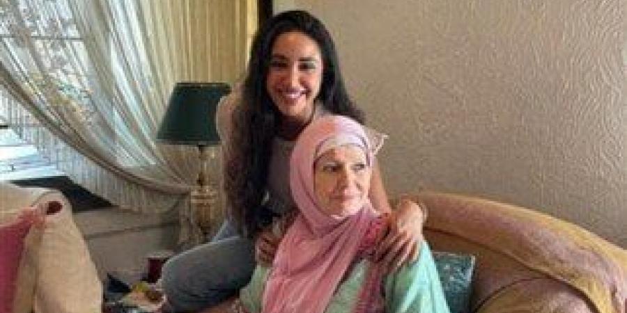 بعد تصالحهما.. القصة الكاملة لأزمة آية سماحة ومشيرة إسماعيل