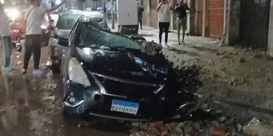 اعصار بدون سابق انذار هاجم الاسكندرية ليلاً.. بالصور