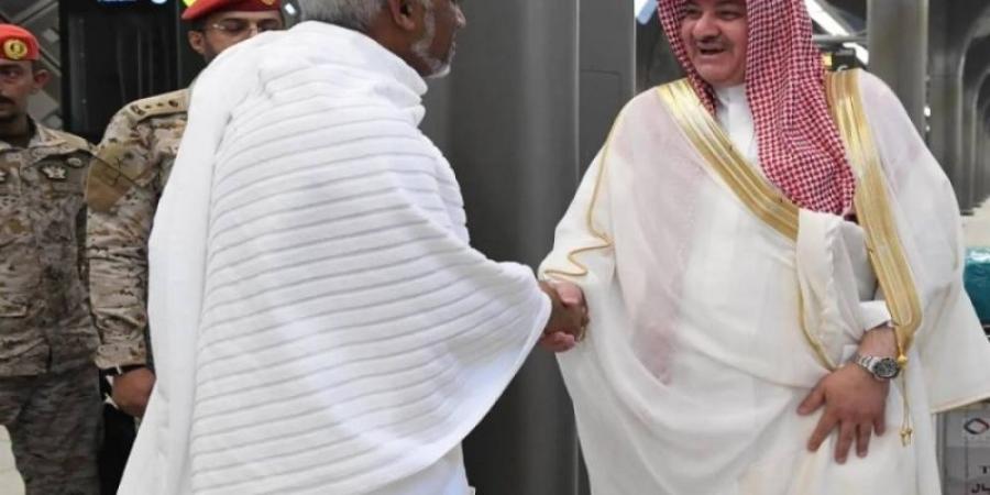 رئيس المالديف يغادر المدينة المنورة