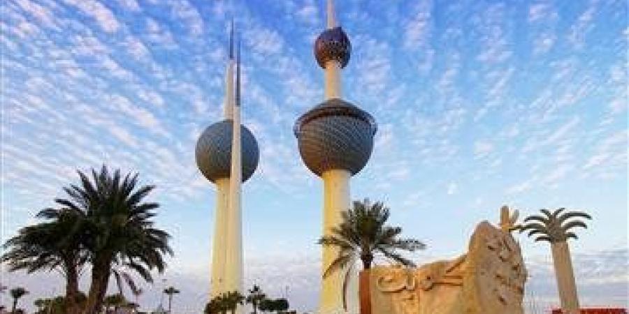 طقس الكويت.. حار والرياح مثيرة للغبار نهاراً حار إلى مائل للحرارة ليلاً والعظمى 45 درجة