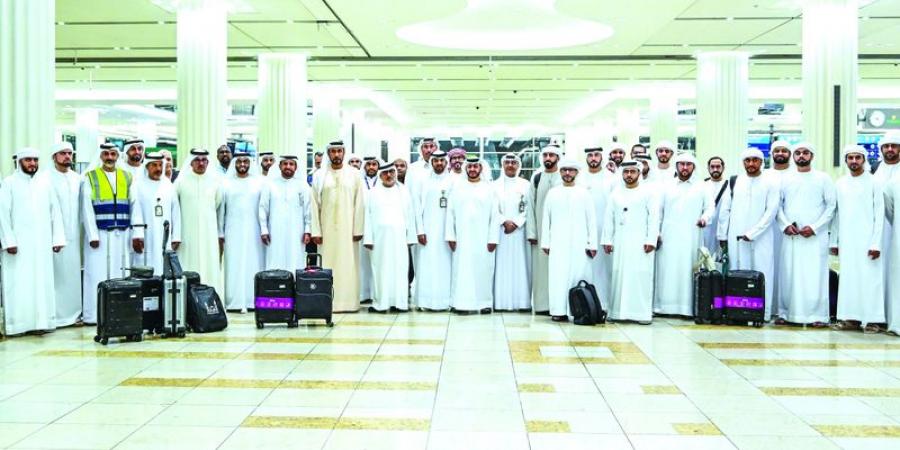 85 حاجاً من موظفي حكومة دبي يغادرون إلى الأراضي المقدسة