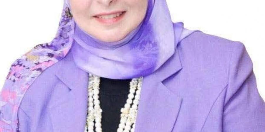 تجديد الثقة في الدكتورة أمل الجندي عميدا لكلية الصيدلة بالزقازيق