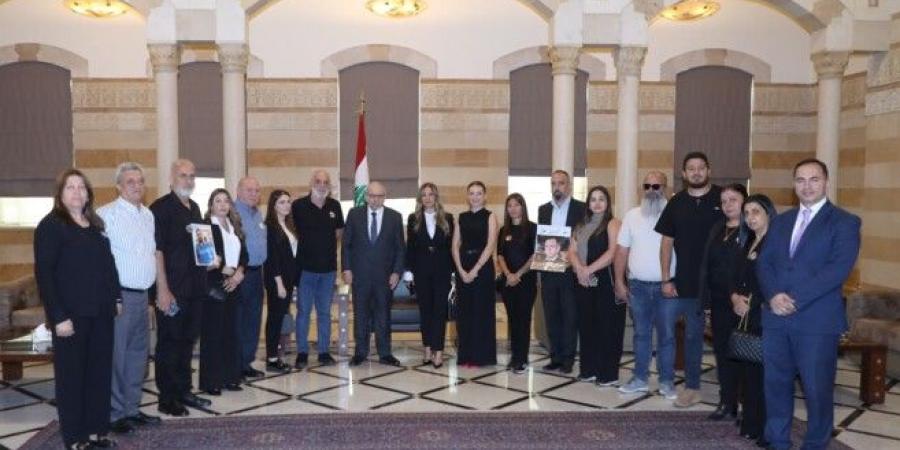 أهالي ضحايا انفجار المرفأ التقوا سلام: شددنا على ضرورة تنفيذ مذكرات التوقيف والحفاظ على الإهراءات