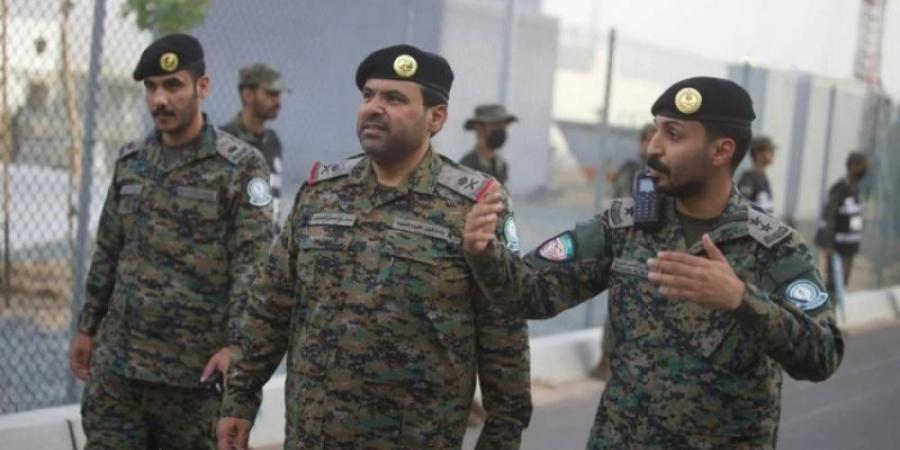 اللواء العنزي يتفقد مهام وكالة الأفواج الأمنية المشاركة في الحج