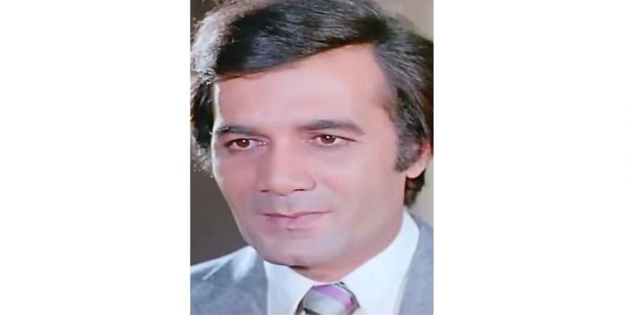 ذكرى ميلاد الفنان محمود ياسين.. علاقة دراسة الحقوق بالمسرح