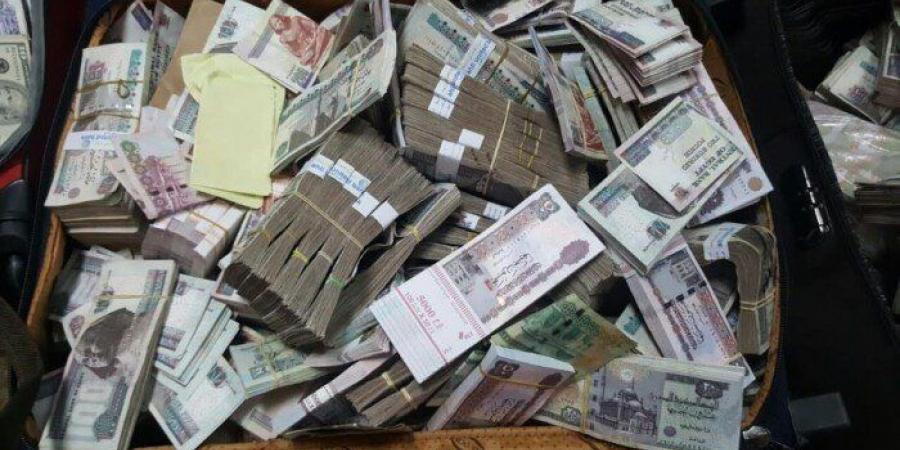 غسل 100 مليون جنيه.. القبض على سمسار الهجرة غير الشرعية في المنيا