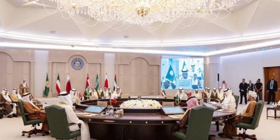 الوزاري الخليجي يرحب بقرارات القمة ويناقش الأوضاع في غزة