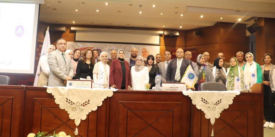 "الضرائب" تكرم العاملين الفائزين بالمسابقات الدينية دعمًا للوحدة