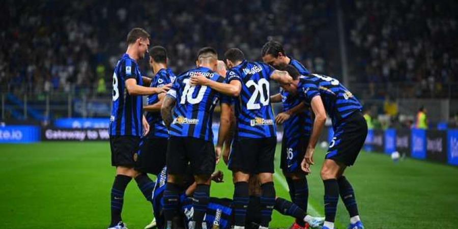 انزاجي يطالب مسؤولي الهلال بالتعاقد مع أحد نجوم انتر ميلان