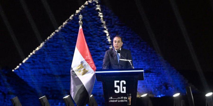 مدبولي: نؤسس لبنية تحتية ذكية قادرة على دعم الصناعات الرقمية 