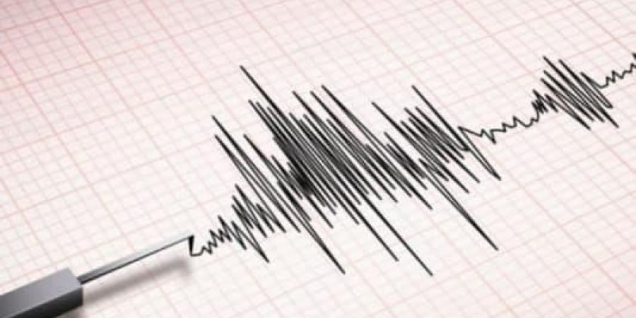 زلزال بقوة 5.3 درجة يضرب جزيرة سيرام الإندونيسية