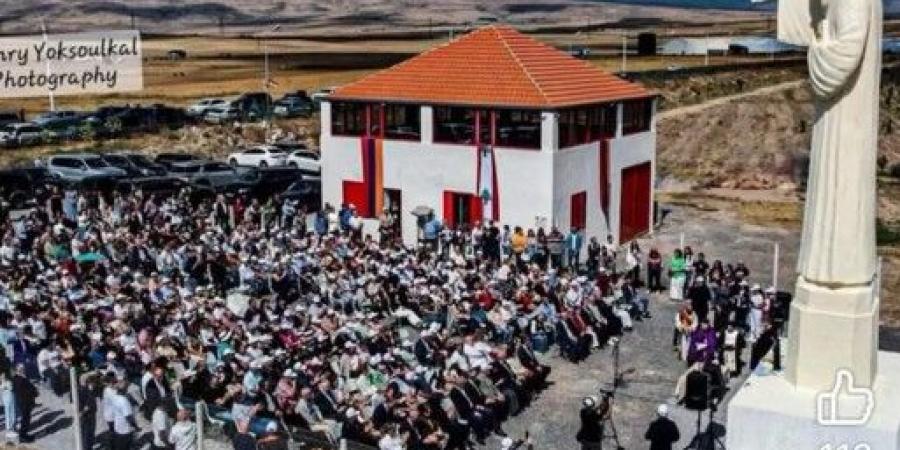 كاريكين الثاني بارك مزار القديس شربل في محيط العاصمة الأرمينية يريفان