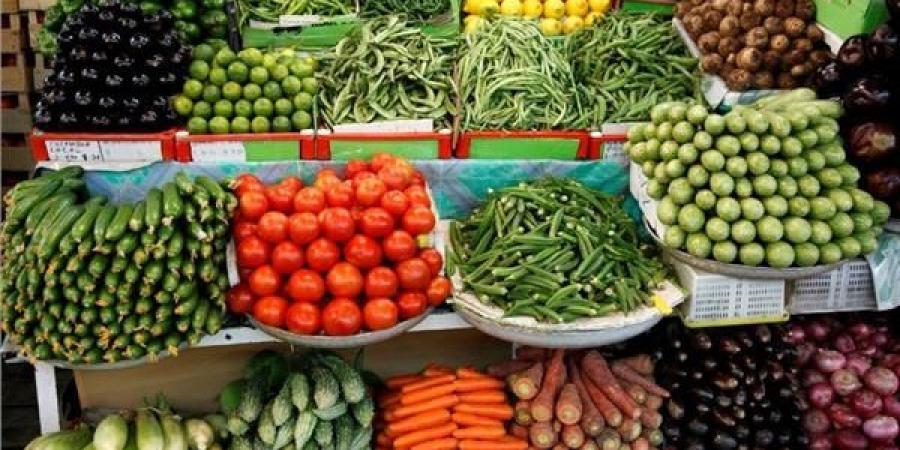 أسعار الخضروات  اليوم الأربعاء 4 يونيه 2025 بسوق العبور