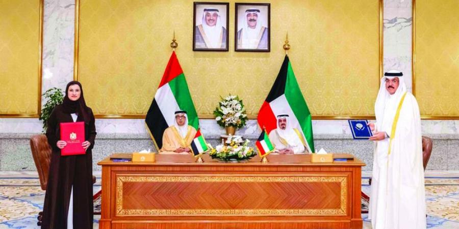 الإمارات والكويت توقّعان اتفاقات ومذكرات تفاهم