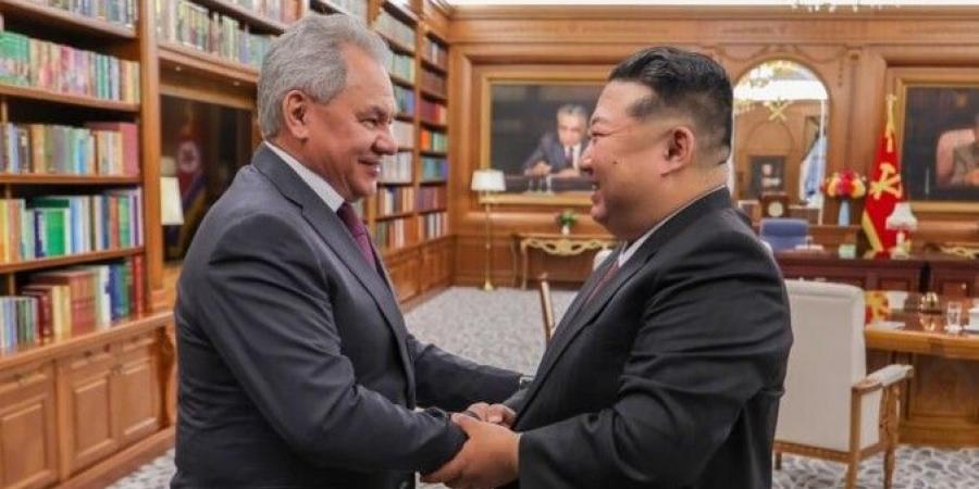 كيم جونغ أون تعهّد خلال اجتماع مع شويغو بتقديم "دعم غير مشروط" لروسيا