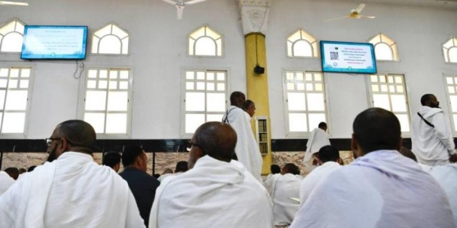الشؤون الإسلامية تكثّف جهودها التوعوية في عرفات بـ15 مليون رسالة و200 ألف مادة دعوية