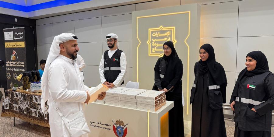 حجاج دولة الإمارات يُنهون مناسك الحج ويبدؤون الوصول إلى أرض الدولة