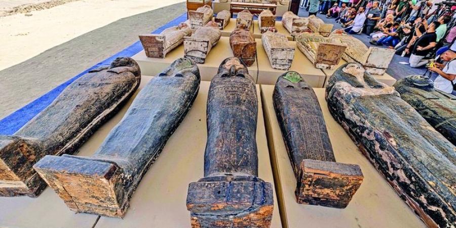 مصر: بعثة أثرية تكشف عن توابيت خشبية للأطفال في الأقصر