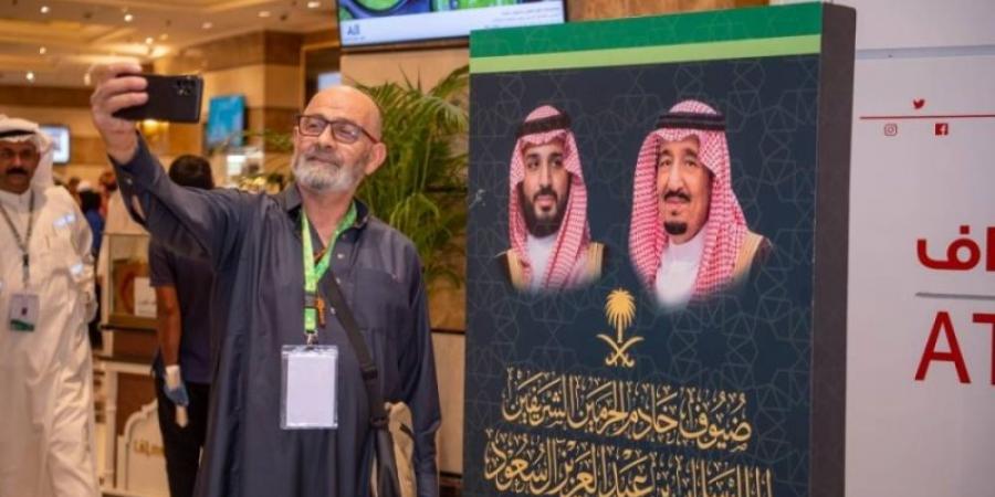 ضيوف برنامج خادم الحرمين يصلون إلى المدينة المنورة