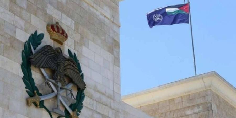 التحقيق مع شابين ظهرا بفيديو "مثير للفتنة" يسيء لنادي رياضي