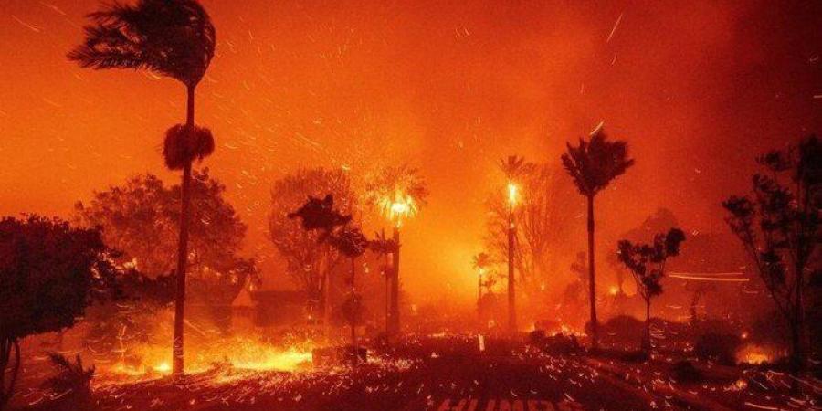 بسبب حرائق الغابات.. كندا تجلي 21 ألف شخص من مقاطعة مانيتوبا