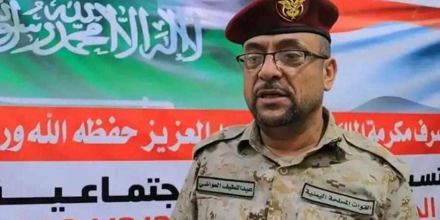 بدء صرف مكرمة خادم الحرمين الشريفين في عدد من المناطق العسكرية اليمنية بإشراف هيئة الأركان العامة